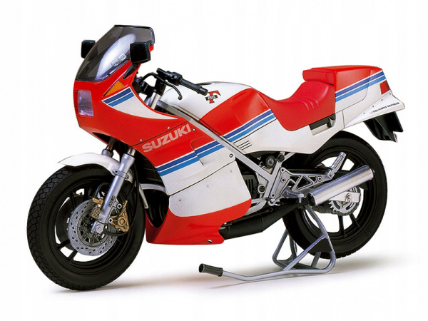 14029 Tamiya Мотоцикл SUZUKI RG250 w/full options kit (1:12)