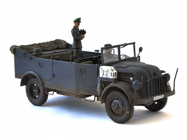 35225 Tamiya Автомобиль Steyr Type 1500А/01 с 2-мя фигурами (1:35)