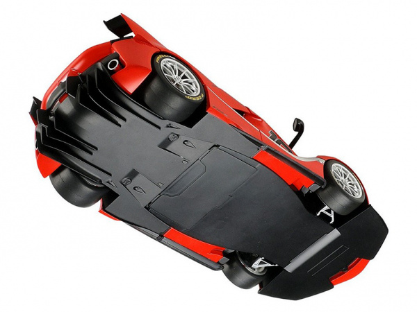 24343 Tamiya Ferrari FXX K (1:24)