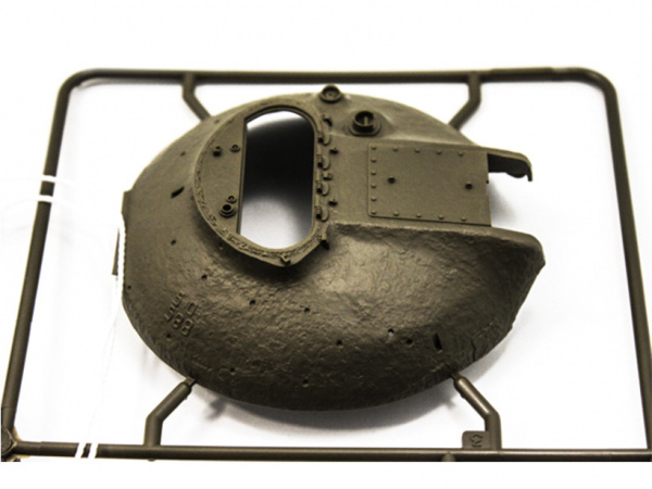 35211 Tamiya Советский тяжелый танк ИС-3 с фигурой командира (1:35)