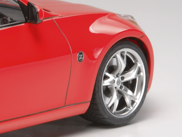 24315 Tamiya Nissan 370Z (1:24)