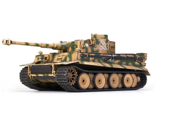 35146 Tamiya Танк TIger I Ausf.E (поздняя версия) c наборными траками и фигурой командира (1:35)