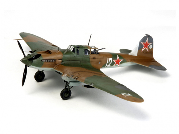 60781 Tamiya Советский штурмовик ИЛ-2 (1:72)