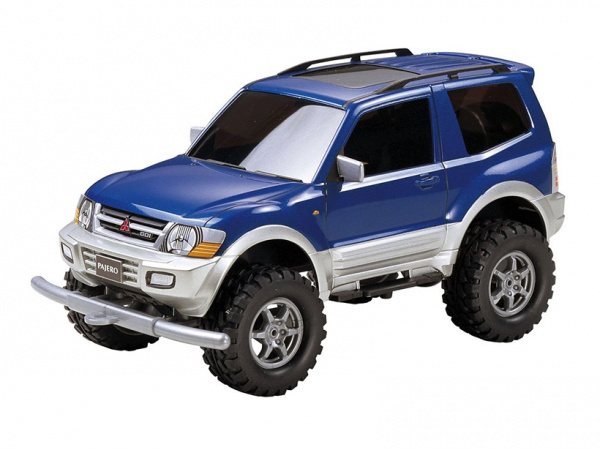 19023 Tamiya Mitsubishi Pajero V6 3500 с электромоторчиком (1:32)