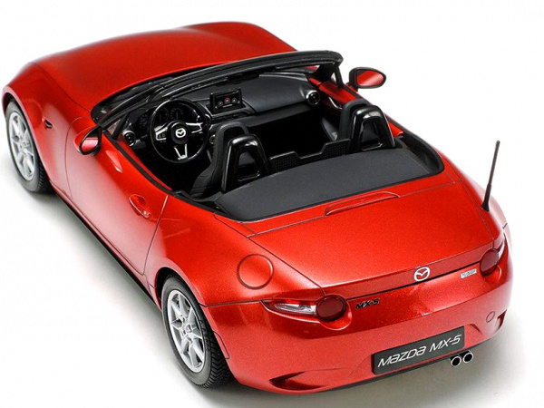 24342 Tamiya Mazda MX-5 (1:24)