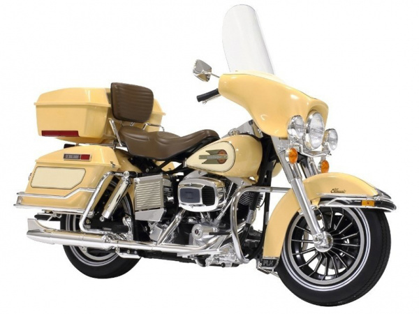 16040 Tamiya Harley Davidson FLH Classic (1:6)