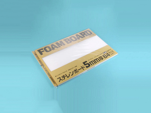 70139 Tamiya Пластиковые листы низкой плотности (белые матовые) толщина 5 мм. размер В4 (2 шт.)