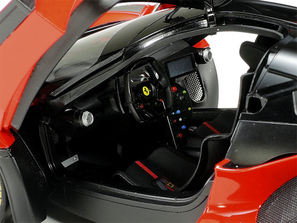 24343 Tamiya Ferrari FXX K (1:24)